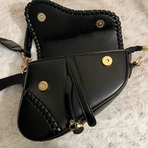 Black Purse